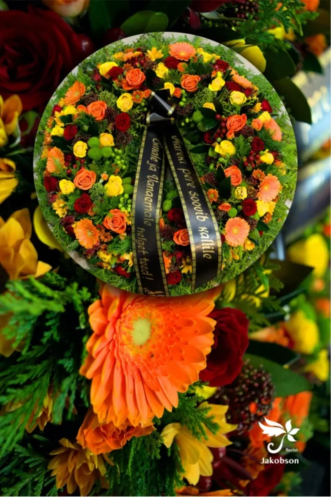 Florist Jakobson täislilledest matusepärg